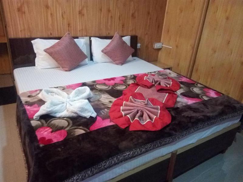Shivalaya Retreat Hotel มะนาลี ภายนอก รูปภาพ